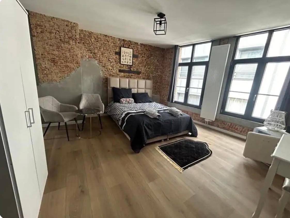Cosy Room In Antwerp City Buitenkant foto