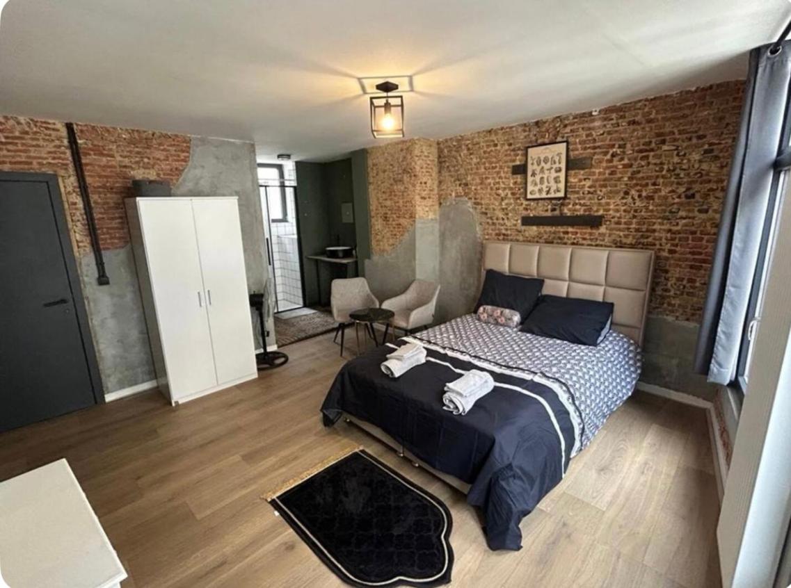 Cosy Room In Antwerp City Buitenkant foto